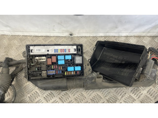 Блок предохранителей 8266253250, 8266253270 Lexus IS III XE30