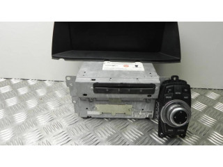 Радио/ проигрыватель CD/DVD / навигация