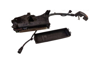   Pojistková skříňka 8266230610   Lexus GS 300 350 430 450H 2010