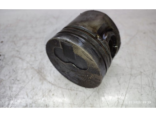 Поршень 4D56 Mitsubishi L200