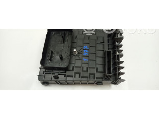 Pojistková skříňka 1K0937125A Seat Toledo III (5P) 2008