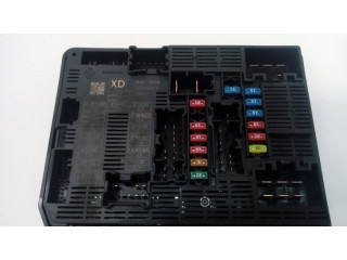   Pojistková skříňka 284B75RF2A, 284B75RF0A   Nissan Micra K14 2016