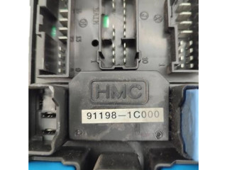 Блок предохранителей  911981C000   Hyundai Getz    