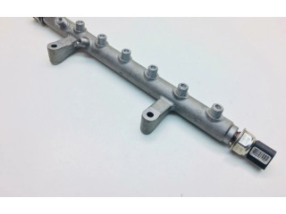 Vstřikovací lišta 05A130089, 05A130090   Audi Q7 4L     