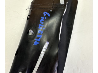 Подушка безопасности в сиденье    Alfa Romeo Giulietta