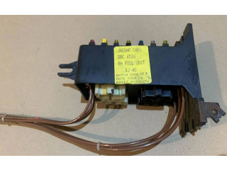 Блок предохранителей DBC6526 Jaguar XJ X40