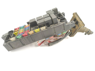 Блок предохранителей  678449, 518826011   Volvo XC90    