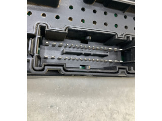 Блок предохранителей 30728512, 06W425   Volvo S60    