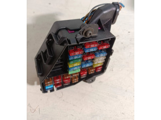 Блок предохранителей 1225139 Audi A3 S3 8L