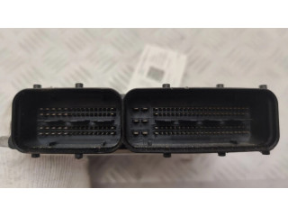 Řídící jednotka 03G906021PE Volkswagen Caddy 2005