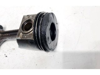 Поршень с шатуном Nissan Almera N16