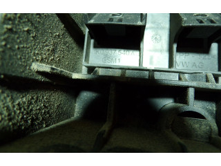 Блок предохранителей 1K0937132F, 1K0937540A Volkswagen Caddy