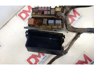 Pojistková skříňka Nissan Navara