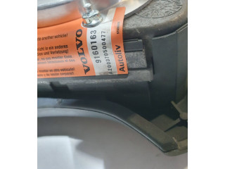 Подушка безопасности водителя 9160163   Volvo V70
