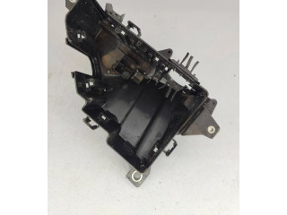 Блок предохранителей  31398000, 31409279   Volvo XC90    