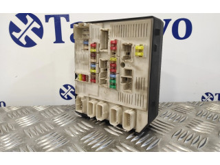 Pojistková skříňka Řídící jednotka BSM 284B61871R, 519339402   Renault Megane III 2010