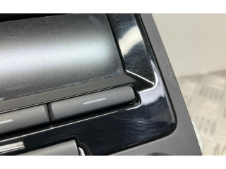 Радио/ проигрыватель CD/DVD / навигация 1K0035186AN    Volkswagen Jetta VI  CAYC 