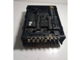 Блок предохранителей  1718128, 01718130   Volkswagen Touran I    