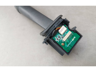 Ручка стеклоочистителей    Volvo V70