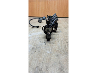 Топливная рампа 032133319 Volkswagen Golf III