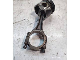 Píst Volkswagen Tiguan CFFB