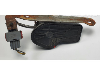 Моторчик стеклоочистителя 4240545 Saab 900