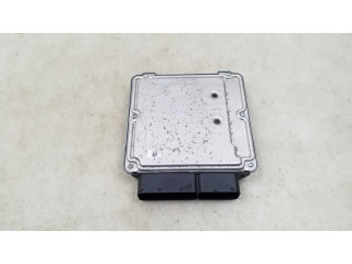 Блок управления двигателя 04L907309K   Volkswagen Caddy