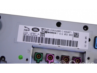 Радио/ проигрыватель CD/DVD / навигация