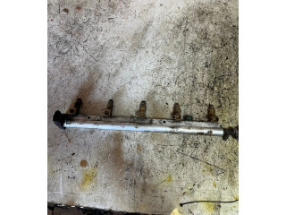 Vstřikovací lišta Volvo S40