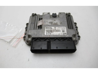 Блок управления двигателем Блок управления 51853777   Lancia Delta