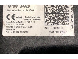 Подушка безопасности пассажира 8V0880204E Skoda Octavia Mk3 (5E)