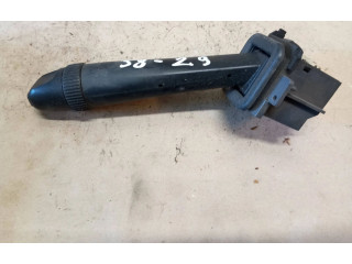 Ручка стеклоочистителей 8691695 Volvo V70