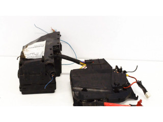 Блок предохранителей  AV6T14A067BB   Ford Focus    