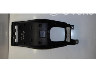 Радио/ проигрыватель CD/DVD / навигация