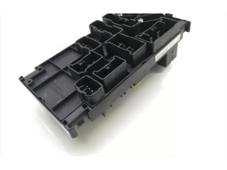 Блок предохранителей 82241SC020, 809598   Subaru Forester SH    