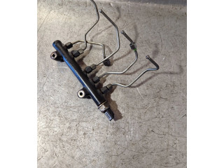 Топливная рампа 9685297580, 140845100 Peugeot 2008 I