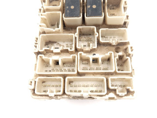 Блок предохранителей G8C541M, 072206 Mitsubishi L200