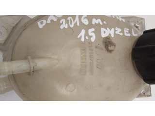 Расширительный бачок охлаждающей жидкости