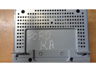 Радио/ проигрыватель CD/DVD / навигация