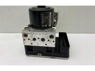 Jednotka ABS 7P0614517K   Volkswagen Touareg II 2014