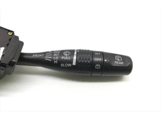 Ручка стеклоочистителей 17D714 Mitsubishi Pajero