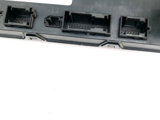 Pojistková skříňka A2035452401, 5DK00848641 Mercedes-Benz C W203 2003