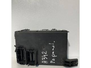 Pojistková skříňka 13142241, 000292540 Opel Corsa D 2008