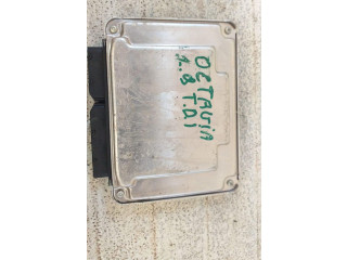 Блок управления двигателя 0281011776, 0281011776 Skoda Octavia Mk1 (1U)