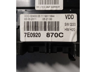 Přístrojová deska Volkswagen Transporter - Caravelle T5 2011 7E0920870C, VDD02403