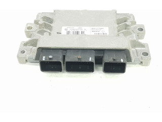Блок управления двигателя 8201117953 Dacia Sandero