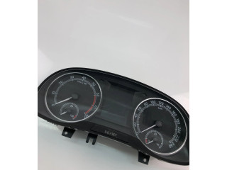 Спидометр (приборный щиток) 6V0920740D Skoda Fabia Mk3 (NJ)