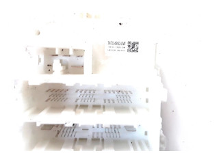 Блок предохранителей 747049330W   Honda Jazz    