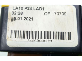 Блок предохранителей 9804848480 Peugeot 2008 II