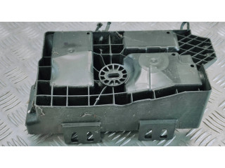 Другая деталь двигателя